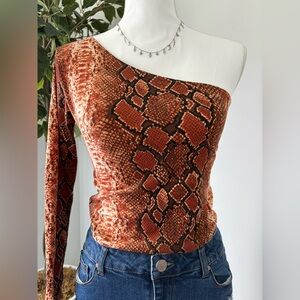 Rusted Snake Print One Shoulder Top